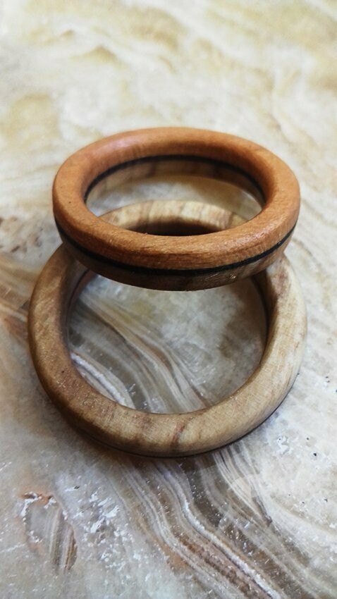 anillo de madera Country, maderas de olivo, cerezo y nogal