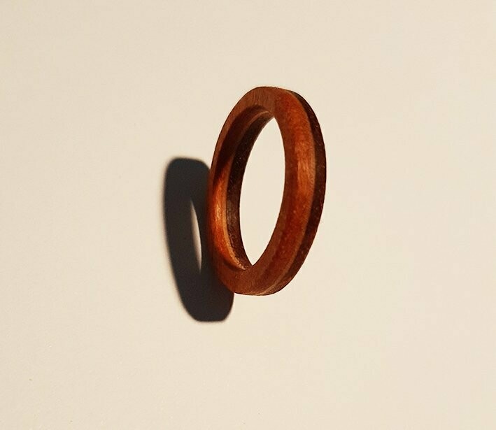 Anillo de madera Toscana. Cerezo, pino y nogal. - Imagen 4