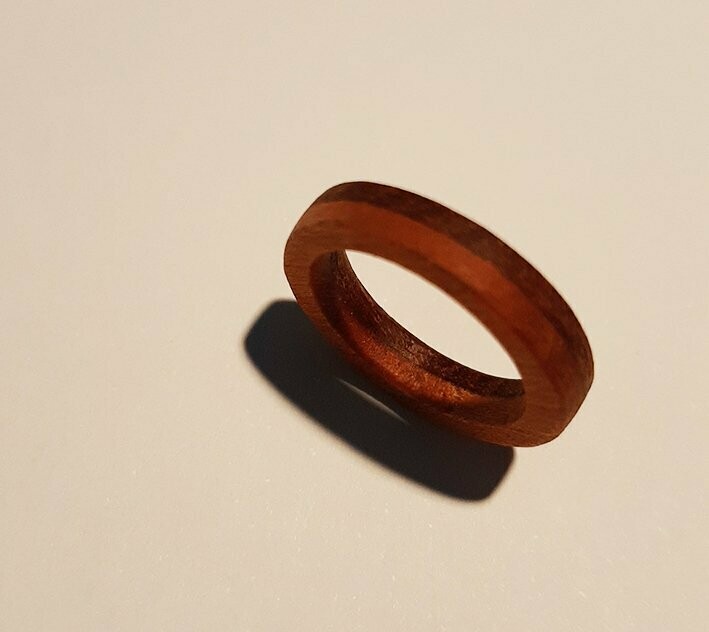 Anillo de madera Campestre. Nogal español y cerezo - Imagen 2