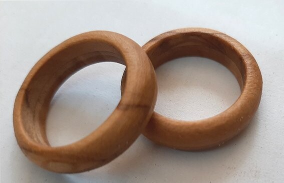Anillo de madera olivo toledano. Modelo Hispania - Imagen 7
