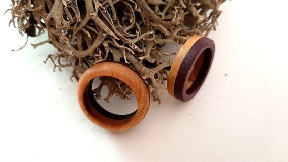 Anillo de madera Oriente. Cerezo español y amaranto. - Imagen 4
