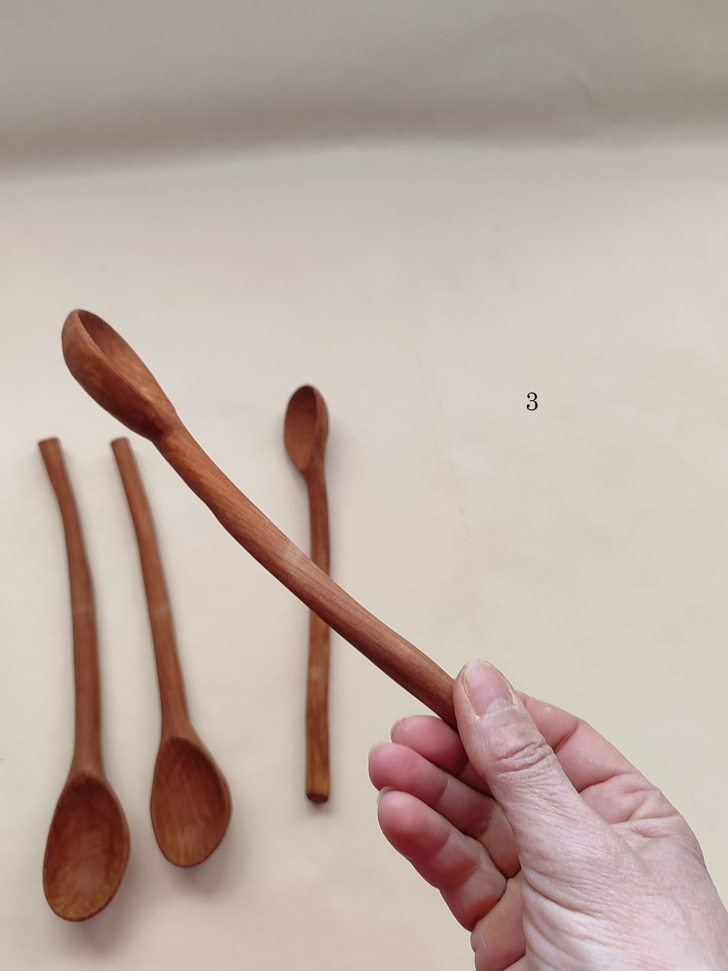 Cucharas madera cerezo redonda - Imagen 6