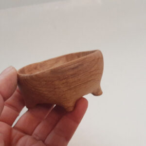 Salero trípode madera roble