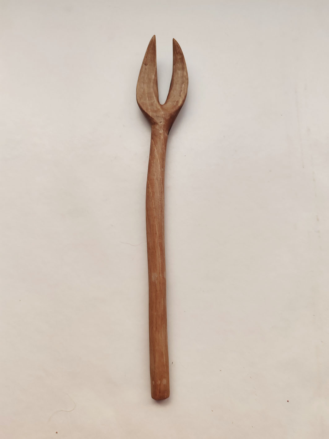 Pincho madera nogal español - Imagen 2