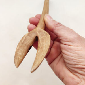 Pincho madera nogal español