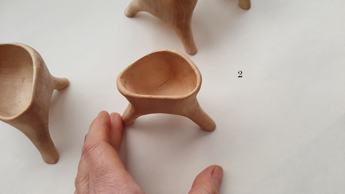 Salero trípode madera abedul - Imagen 7