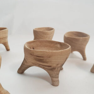 Salero trípode madera limba