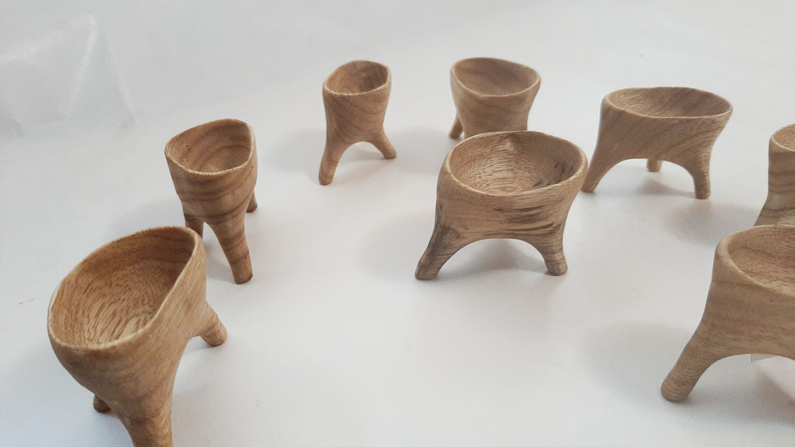 Salero trípode madera limba - Imagen 5