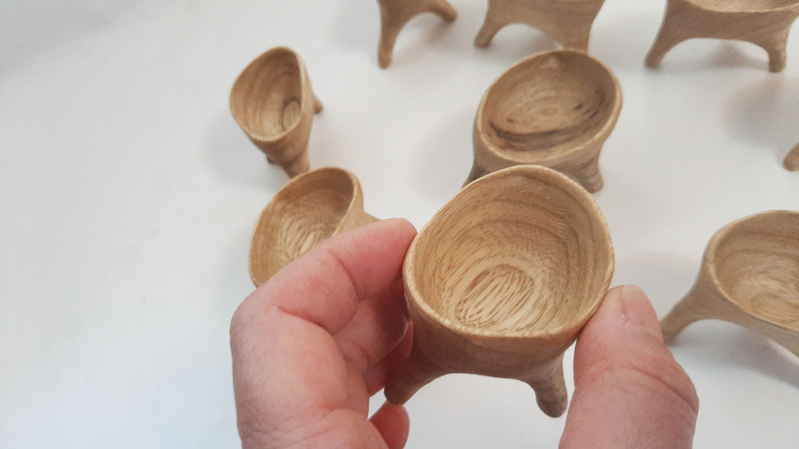 Salero trípode madera limba - Imagen 8