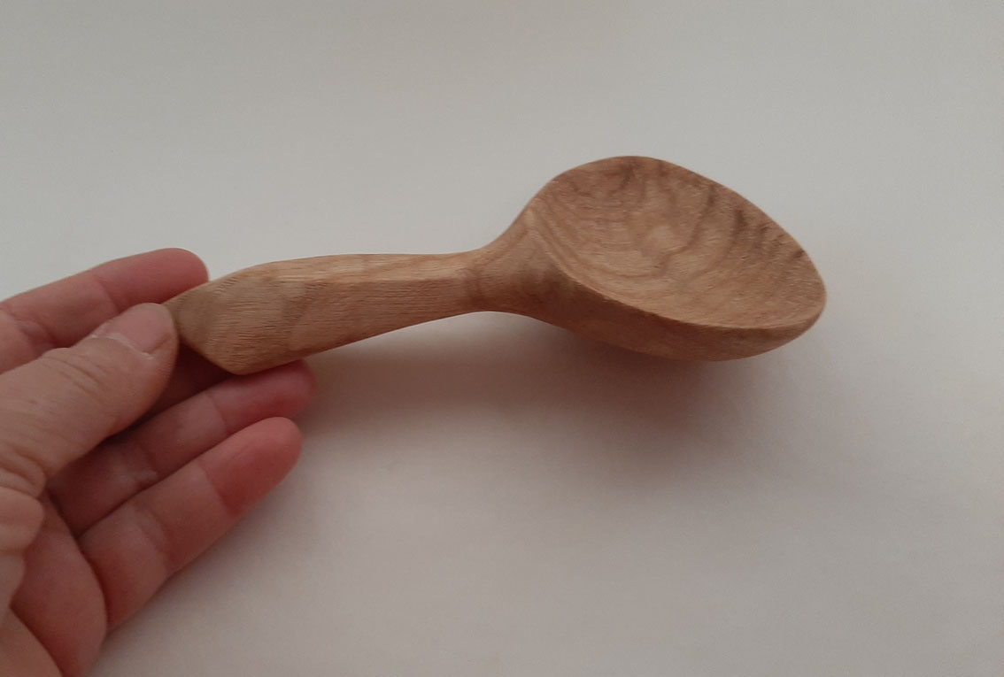 Cuchara madera nogal clásica