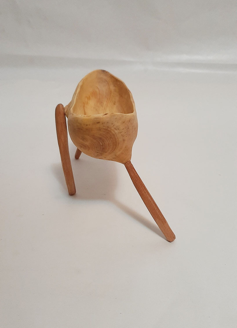 Escultura utilitaria Raíz 6