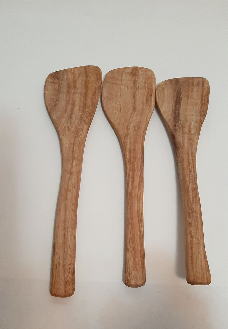 Espátula madera cerezo ancha