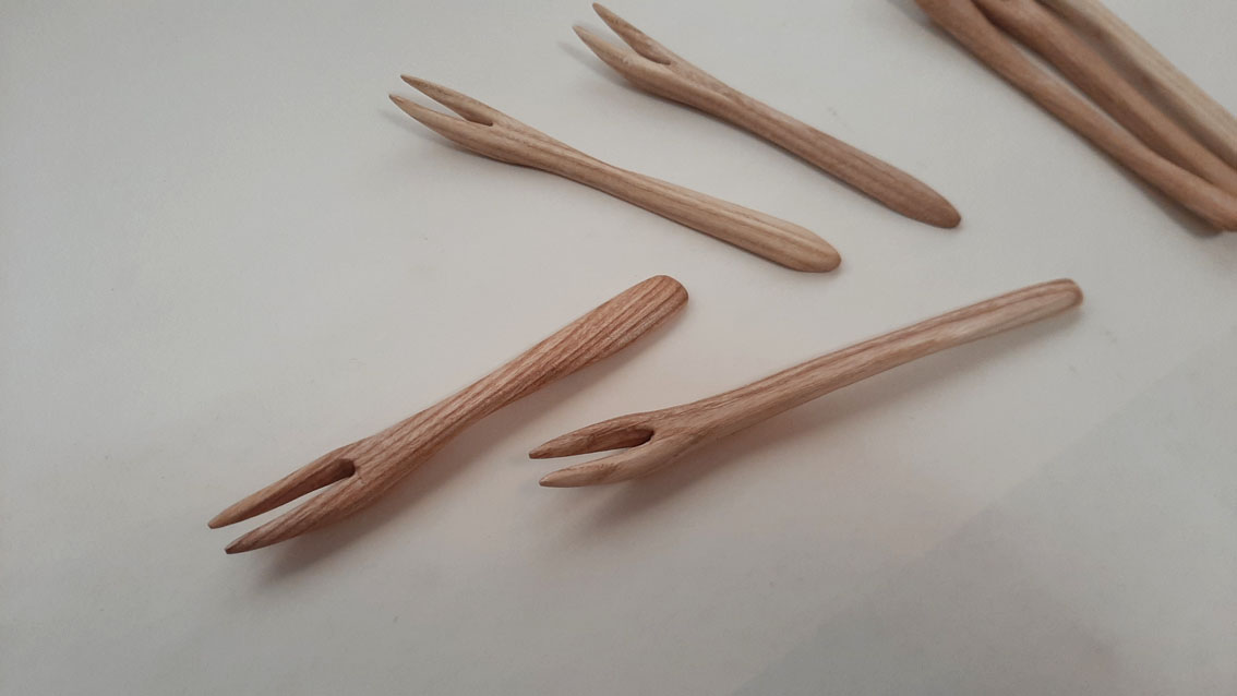 Pincho madera pequeño delicias - Imagen 5